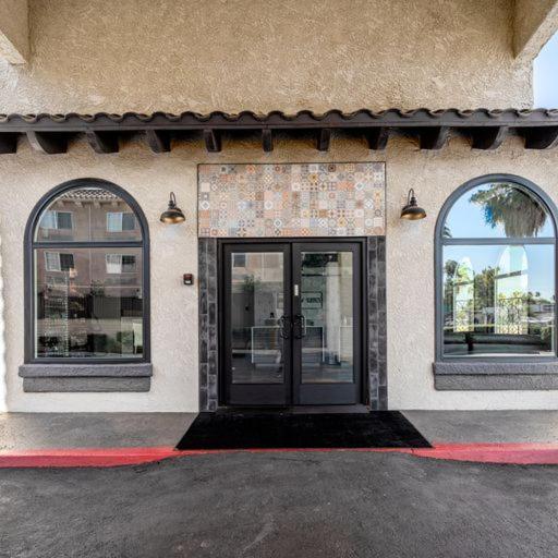 Homestay Suites - Studios&Spas Moreno Valley Exterior foto